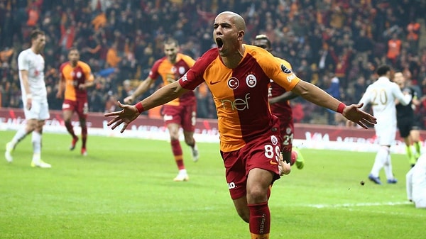 Galatasaray ile sözleşmesi bittikten sonra yolları ayrılan Feghouli eski kulübünü dava etmişti.
