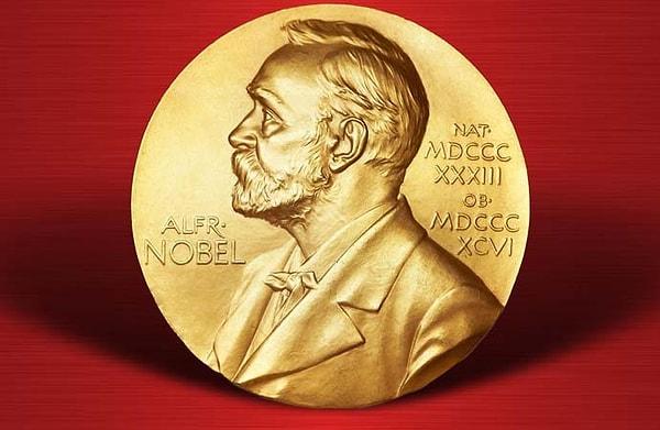 6. 2006 senesinde Nobel Edebiyat Ödülü kazanan edebiyatçımız kimdir?