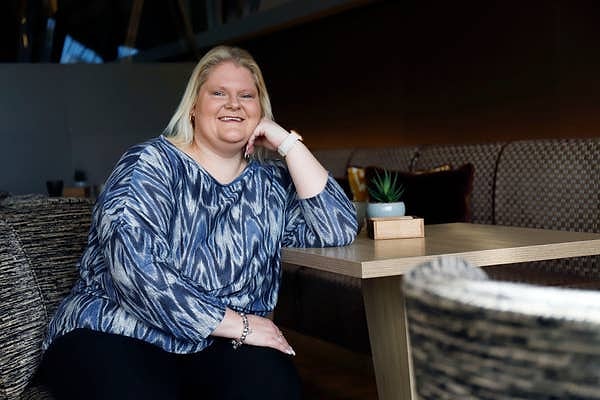 13. Вот как Луиза выглядит сегодня: