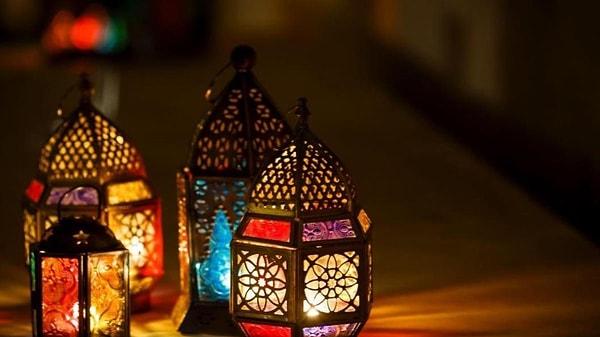 11 ayın sultanı Ramazan geldi. Müslümanlar 23 Mart Perşembe gününe Ramazan ayının ilk gün orucunu tutarak başlayacak.