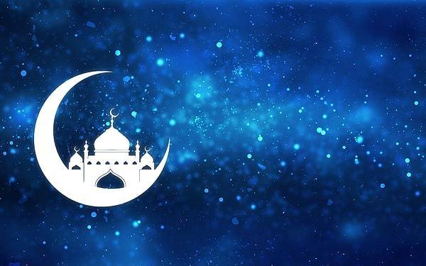 Ramazan ayı, birçok farklı ibadetle doludur. Oruç tutmak, Kur'an-ı Kerim okumak, zikir ve dua etmek gibi birbirinden faziletli ibadetler, bu ayda daha fazla önem kazanır.