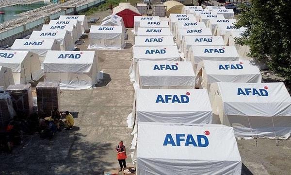 Özellikle de AFAD’dan konteyner ve çadır yardımı bu taleplerden biri...