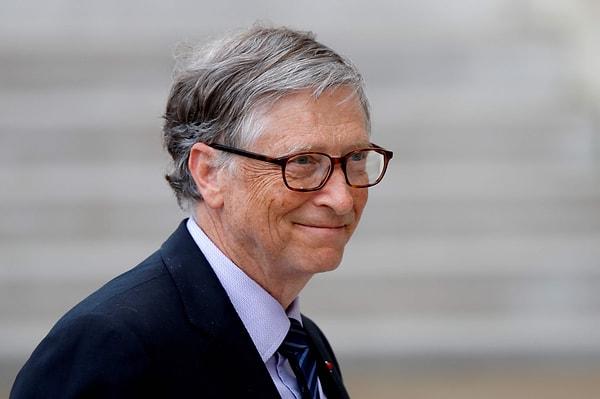 Microsoft Corp.'un kurucu ortağı Bill Gates, OpenAI'ın yapay zeka araçlarının, hayatı boyunca karşılaştığı iki devrim niteliğindeki teknolojiden biri olduğunu söyledi.