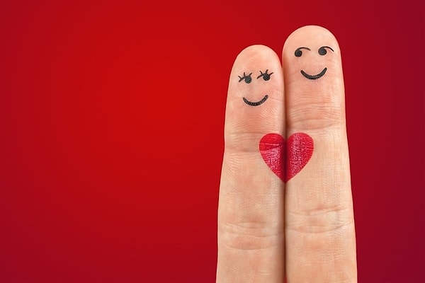 1. Начнем! Как, на ваш взгляд, на человека влияет любовь?