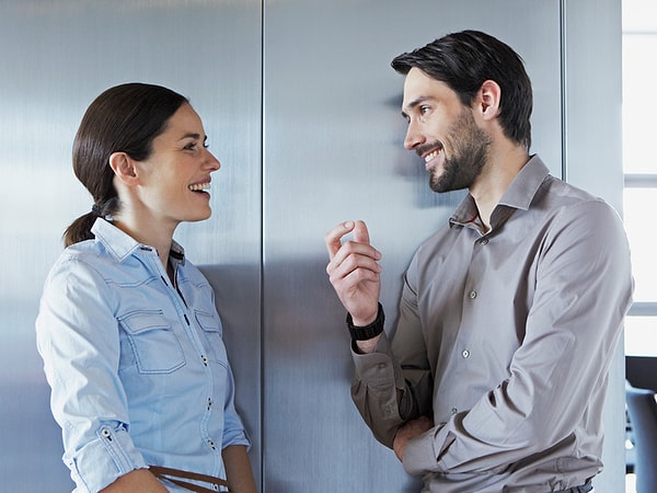 5. Вы бы сумели сделать комплимент коллеге по работе?