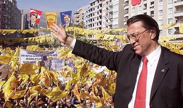 Türkbank, 1998’de Mesut Yılmaz Başbakanken satış için ihaleye çıkarıldı.