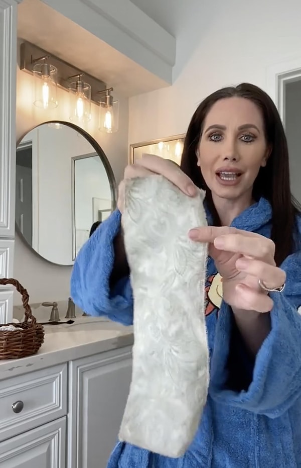 Чэннон считает обычную туалетную бумагу "отвратительной".