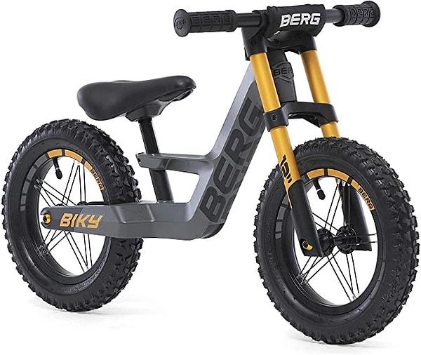 5. Pedalsız denge bisikleti 2-5 yaş arası çocuklar için harika bir hediye seçeneği.