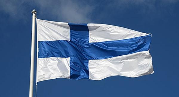 Finlandiya bayrağı tarihi