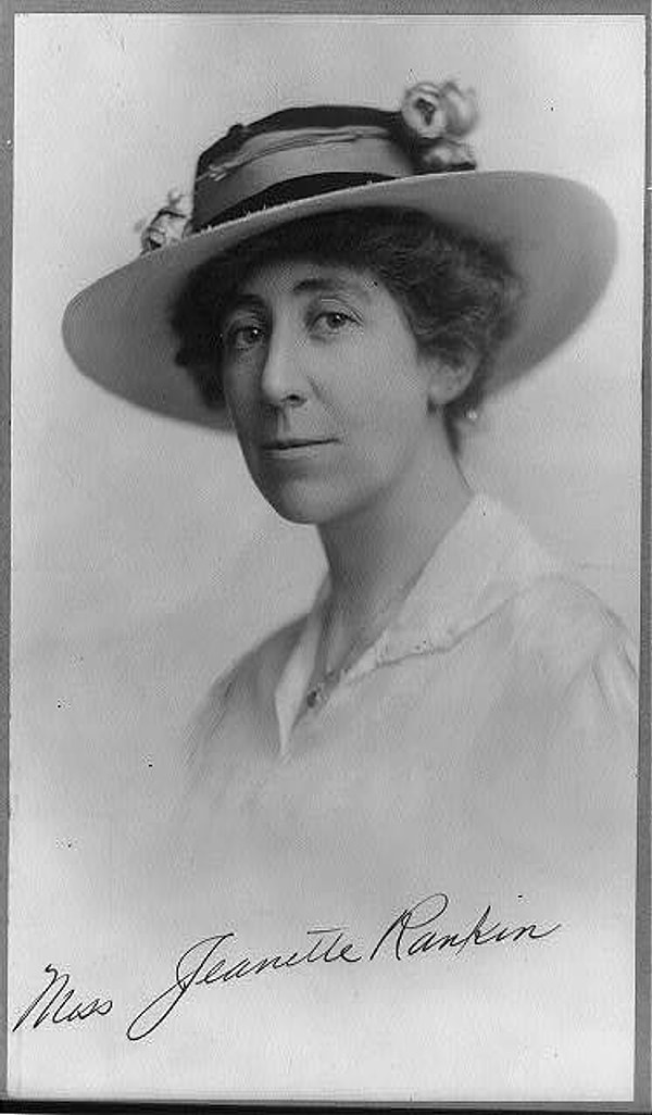 15. Jeanette Rankin: Kadınların oy kullanmasından önce engelleri yıkan kişi