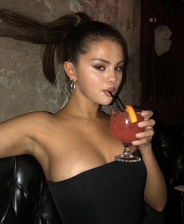 Peki siz Selena Gomez'in bu paylaşımı hakkında ne düşünüyorsunuz? Yorumlarda buluşalım...