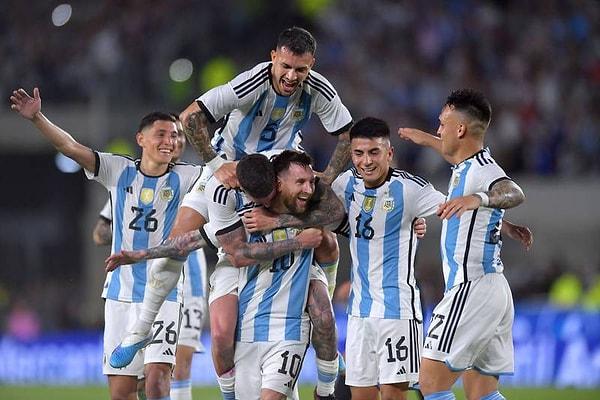 Arjantin, Fransa'yı mağlup ederek şampiyonluğa ulaştığı Dünya Kupası'nın ardından ilk milli maçını Panama'ya karşı oynadı.