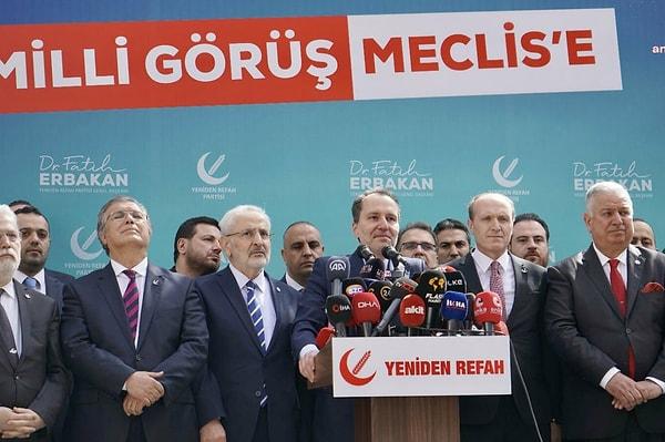 Yeniden Refah Partisi ile AK Parti arasında gerçekleşen görüşmeler sonrasında ilk karar ittifak olmayacağıydı.