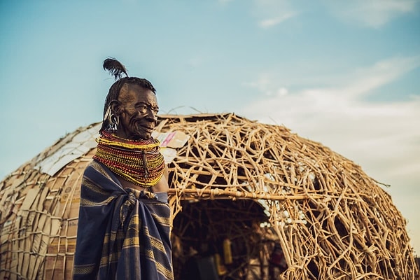 Afrika kültürüne ait gördüğümüz pek çok fotoğraf Afrikalı olmayan fotoğrafçılar tarafından çekiliyor. Sizce neden böyle, bu konu hakkında ne düşünüyorsunuz?