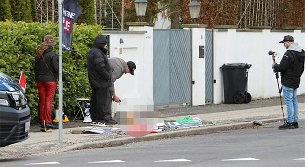Danimarka'da dün Türkiye'nin Kopenhag Büyükelçiliği önünde Türk bayrağı ve Kur'an-ı Kerim'e saldırı düzenlendi.