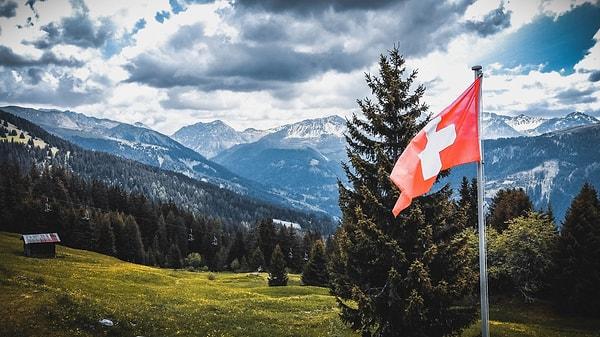 İsviçre bayrağı anlamı