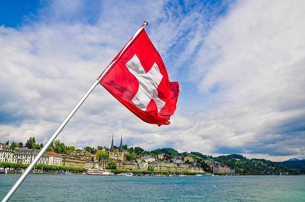 İsviçre bayrağı neden kare?