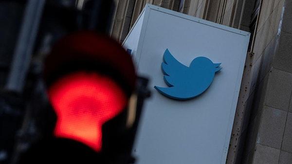 Reuters'ın aktardığı bilgiye göre California eyaletinde bir yerel mahkemeye şirket tarafından sunulan belgelerde Twitter’ın çalışmasını sağlayan kodun bir kısmının Github’da yayınlandığı belirtildi.