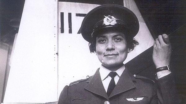 18. Leman Bozkurt Altınçekiç: İlk Kadın Jet Pilotu
