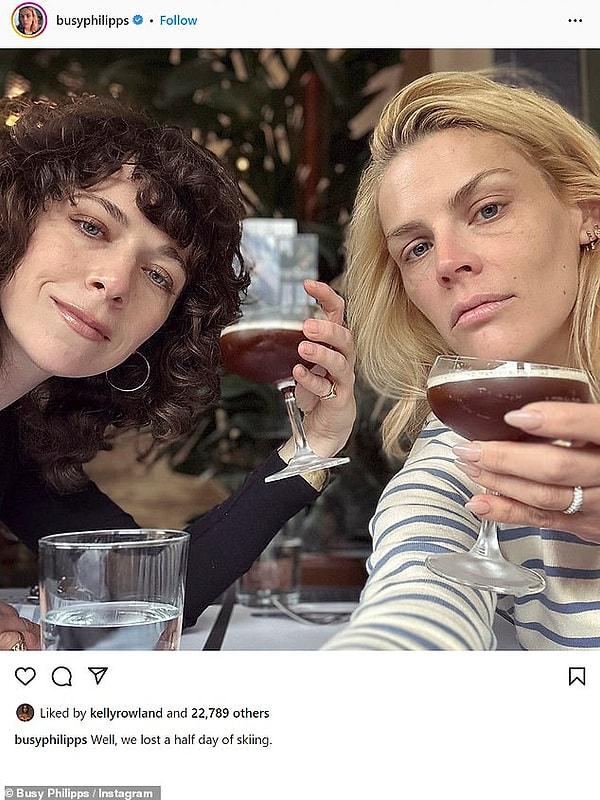 43 yaşındaki White Chicks yıldızı, Instagram hesabında aktris arkadaşı Jen Tullock ile bir selfie yayınladı ve Gwyneth'in sözünü kullandı.