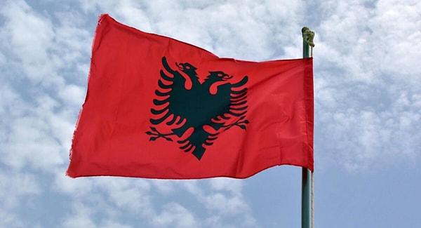 Arnavutluk bayrağı tarihi