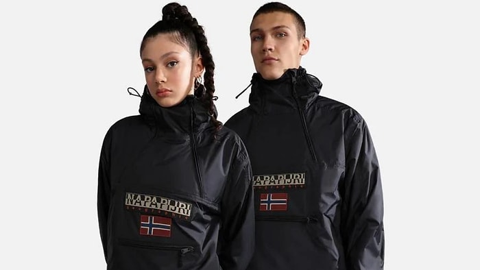 Benzersiz Stiliyle Spor Giyimin İkonlarından Napapijri Koleksiyonu Barçın’da!