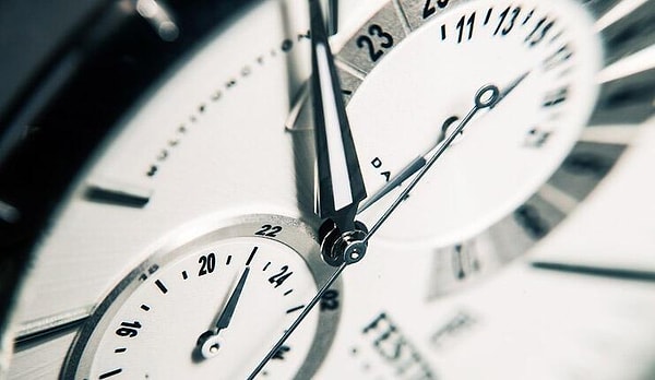 На протяжении большей части человеческой истории функционирование времени не было чем-то стандартизированным.