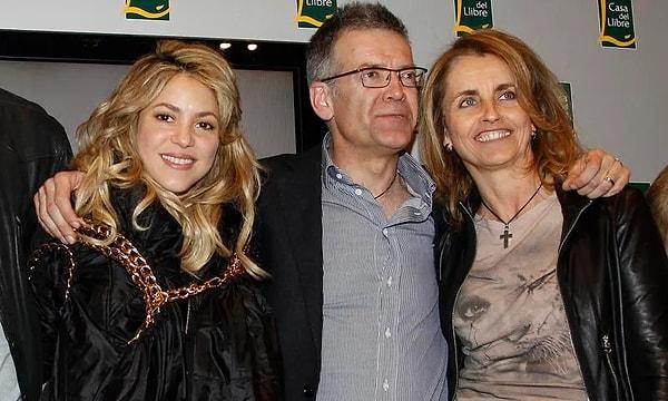 İspanyol medyası Pique'nin ailesine yakın bir kişinin, Shakira ile Pique'nin annesi arasında fiziksel bir kavgaya tanık olduğunu bildirdi.