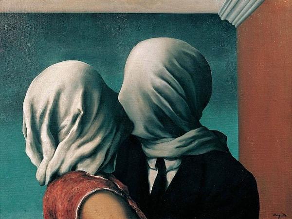 7. Sürrealizm akımının şaheserlerinden birisi olan ve binlerce farklı çalışmaya ilham veren 1928 tarihli 'Aşıklar' tablosu hangi ressamın elinden çıkmıştır?