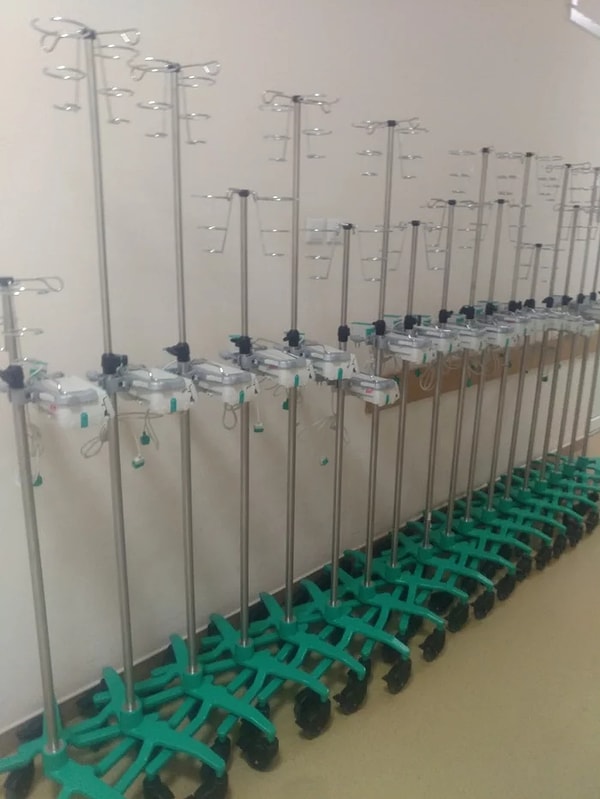 6. Кнопке проще выйти голой, чем без носа. Нос – не просто элемент костюма. Это единственная психологическая защита