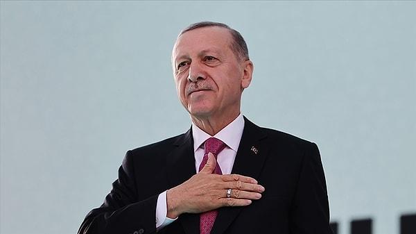 Erdoğan, "Utanmadan, sıkılmadın İstanbul il teşkilatının maalesef bizim yönlendirmemiz sebebiyle kurşunlandığı yalanını ifade etti." dedi.