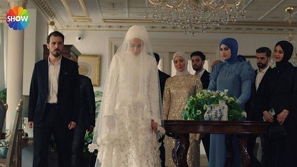 Ceren Yalazoğlu Karakoç'un canlandırdığı Nursema karakterinin ailesi tarafından zorla evlendirilmesi büyük bir yankı uyandırmıştı. Çünkü ailede diğerlerine kıyasla biraz daha hakkını arayan o isim içten içe Nursema'ydı.