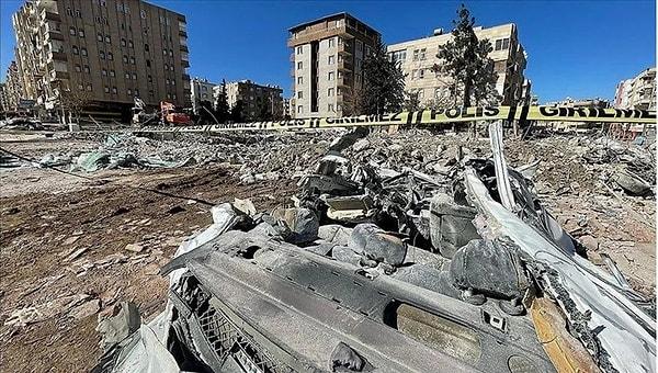 Afet ve Acil Durum Yönetimi Başkanlığı (AFAD), Kahramanmaraş merkezli depremlerde 6 kentteki hasar gören binaların bulunduğu yerleşim yerlerinin "Genel Hayata Etkili Afet Bölgesi" kabul edildiğini açıkladı.