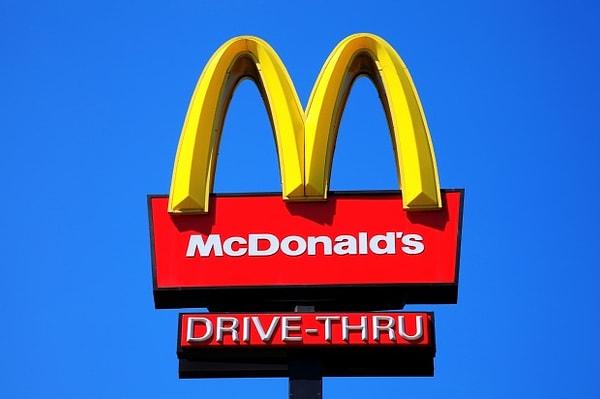 Pittsburgh'da sekiz lokasyonda faaliyet gösteren ve büyük bir McDonald's bayisi olan Rice Enterprises'ın, bu ay iflas ilan ettiği kayda geçmişti.
