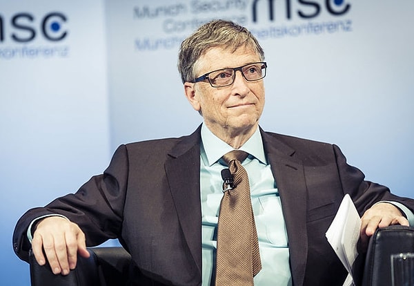 16. Если бы вы зарабатывали 1 доллар каждую секунду, вам потребовался бы 2921 год, чтобы иметь больше денег, чем Билл Гейтс