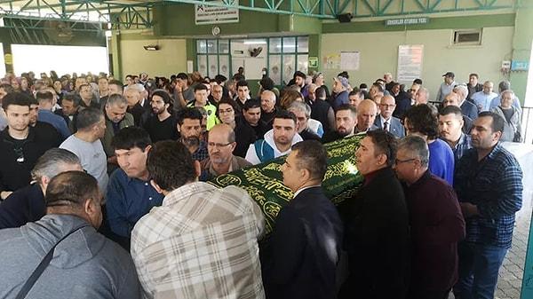 Hastanede yapılan otopsinin ardından Selahattin Saruhan'ın cenazesi Tarsus Mezarlığı'na getirildi. Yakınları ve çok sayıda vatandaşın katıldığı cenaze namazının ardından Suluhan'ın cenazesi gözyaşları içinde defnedildi.