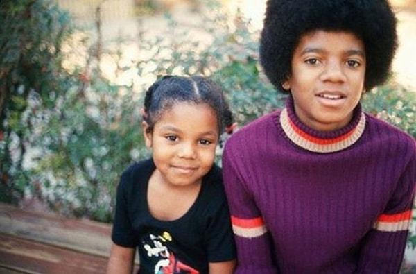 15. Genç bir Michael ve Janet Jackson: