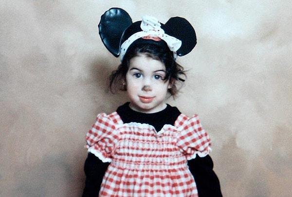 18. Amy Winehouse Minnie Mouse kostümüyle:
