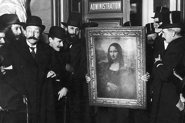 8. Hepimizin bildiği Mona Lisa tablosu, 1911 yılında çalındıktan sonra popüler oldu.