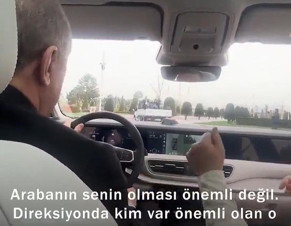 O anlarda, Cumhurbaşkanı Erdoğan 'Ben kaptanım şu anda. Kaptana uyacaksın' derken, Emine Erdoğan da 'Araba benim ona göre' diyor.