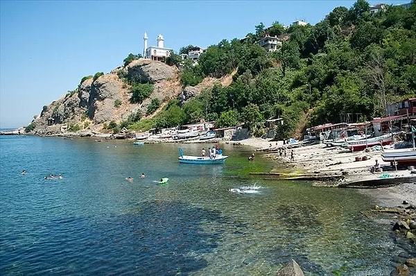Anadolufeneri Beach