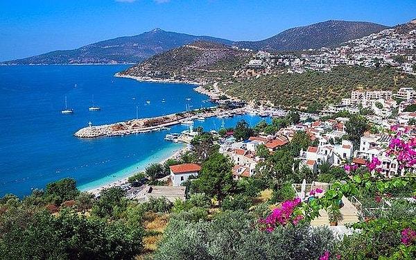12. Kalkan: Those who take advantage of the end of the summer season are running here.