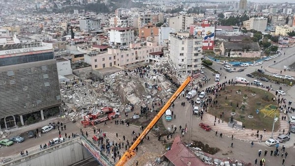 Geçtiğimiz aylarda Kahramanmaraş'ta yaşanan ve 11 ili etkileyen depremde binlerce vatandaş hayatını kaybetti.