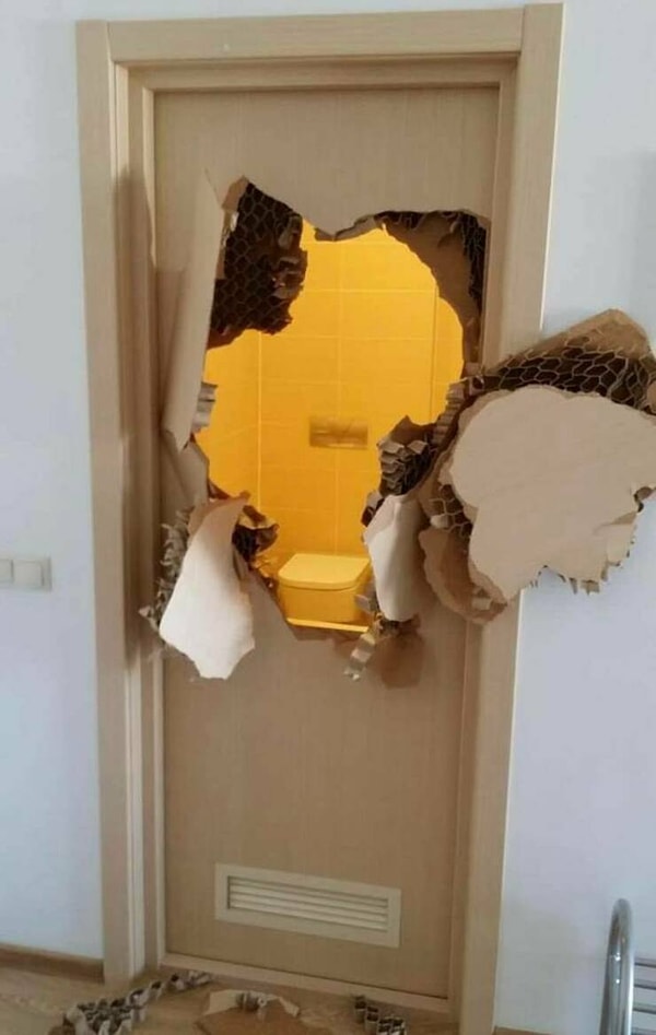 20. Что же тут произошло? Кто-то остался без бумаги?