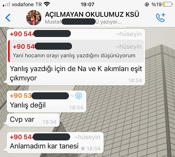 Olayı anlamayan kar taneleri için;