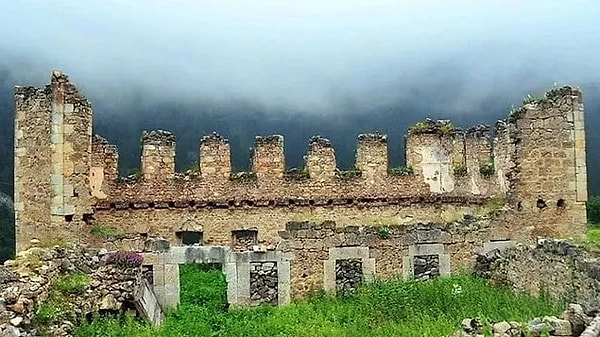 6. Santa's Ruins - Gümüşhane