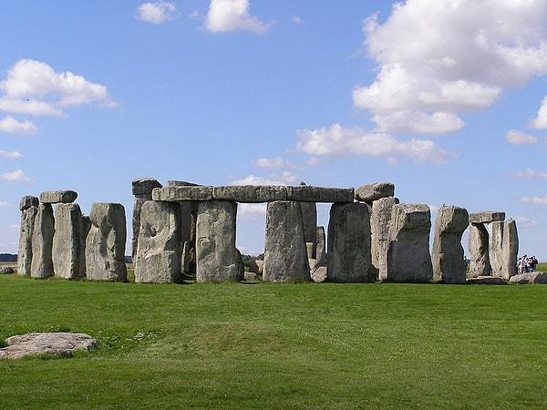 12. Antik Stonehenge modern bir savaş başlattı.