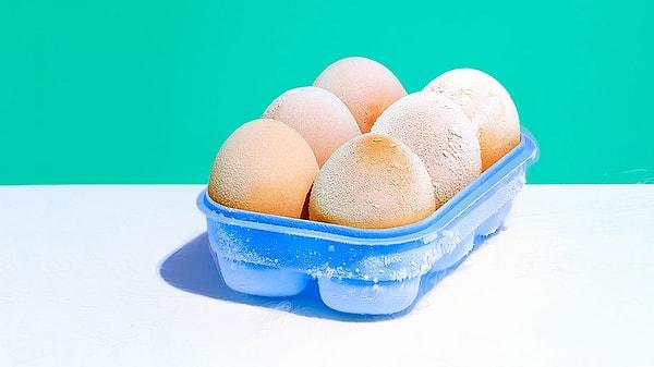Üçüncü Hata: Yumurtaları buzdolabının en soğuk yerine koyma