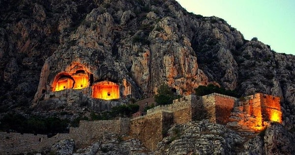 4. Tombs of the Pontic Kings