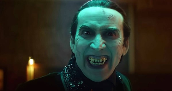 Başarılı oyuncunun Dracula rolünün hakkını vermek için dişlerini törpülettiği ortaya çıktı.